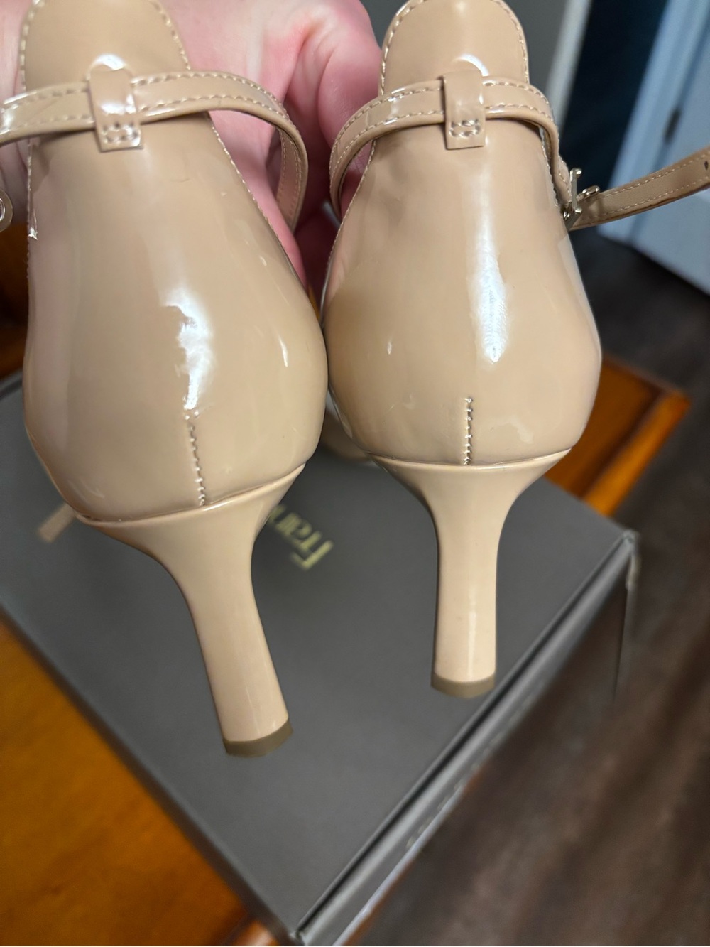 Nude Pointed-Toe Ankle-Strap Pumps size 11 - Picture 3 of 6